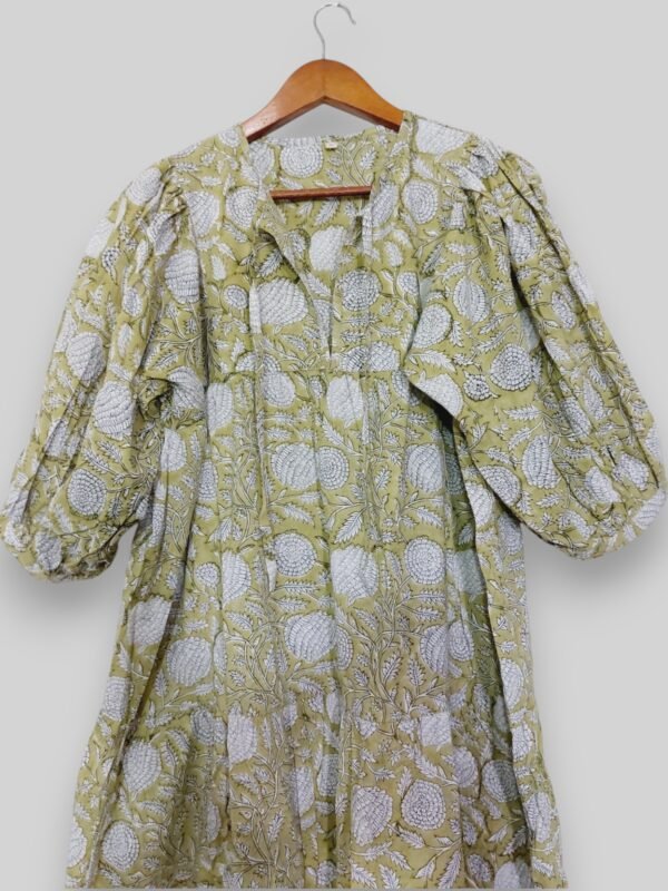 Stunning Floral Maxi Dress - Image 3